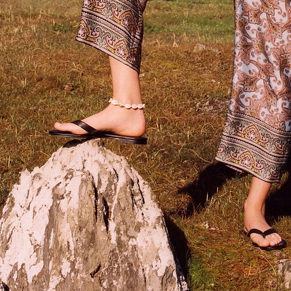 Shell anklet - Picture 3 of 6